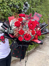 Cargar imagen en el visor de la galería, Ramo Stranger Date Big