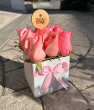 Cargar imagen en el visor de la galería, Encanto Rosa