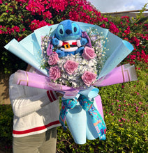 Cargar imagen en el visor de la galería, Stitch Santa Bouquet