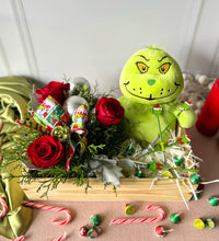Cargar imagen en el visor de la galería, Grinch Beauty Box