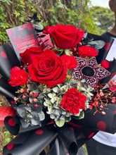 Cargar imagen en el visor de la galería, Ramo Stranger Date Petite