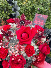 Cargar imagen en el visor de la galería, Ramo Stranger Date Big
