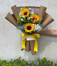 Cargar imagen en el visor de la galería, Ramo Detalle de Girasoles
