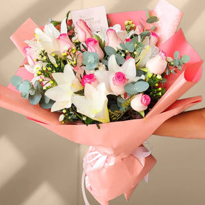 Ramo de Rosas y Lirios